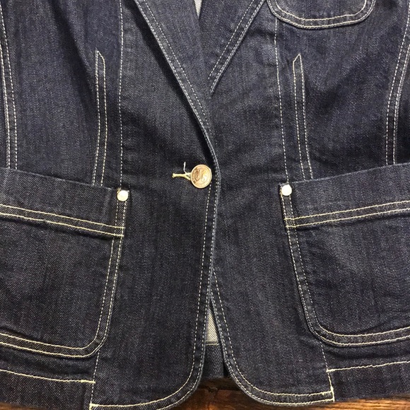 Jean Jacket - Picture 2 of 5